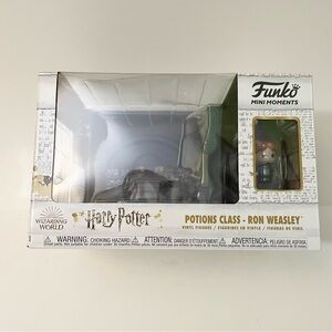 Funko Mini Moments Harry Potter Potions Class Ron Weasley